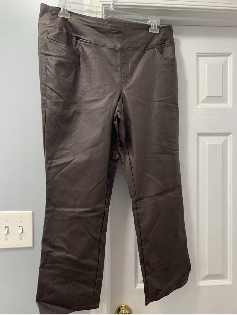 Bella by Kim Gravel 18PW Dark Brown pleather pocketed pants